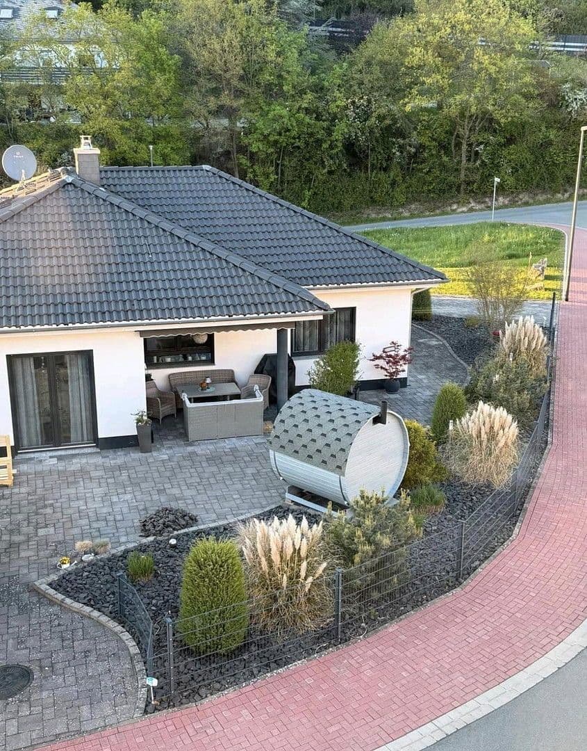 Prodej domu 100 m², pozemek 456 m², Im Feldchen 15, Aarbergen, Hessen Prodej domu 100 m², pozemek 456 m², Im Feldchen 15, Aarbergen, Hessen