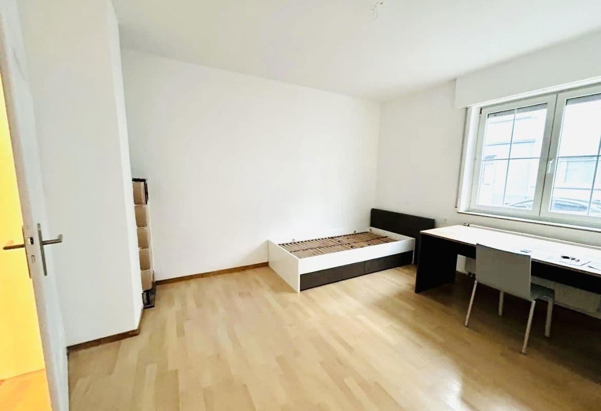 Pronájem bytu 1+1 15 m², Stuttgart, Bádensko-Württembersko Pronájem bytu 1+1 15 m², Stuttgart, Bádensko-Württembersko
