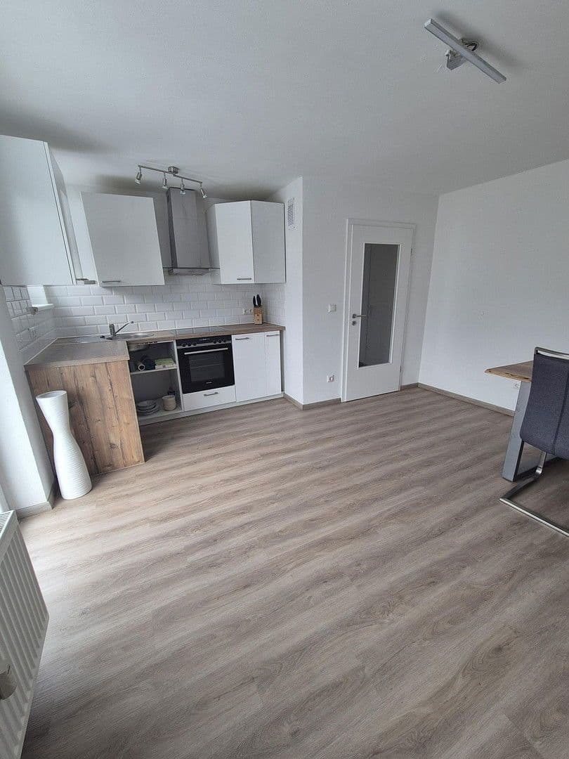 Pronájem bytu 2+1 40 m², Ostendstraße 81, Neuburg an der Donau, Bavorsko Pronájem bytu 2+1 40 m², Ostendstraße 81, Neuburg an der Donau, Bavorsko