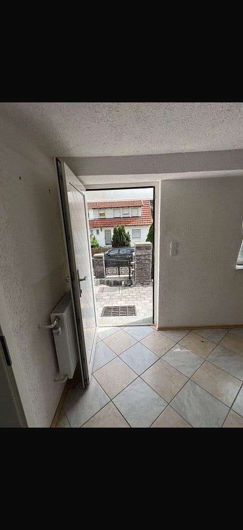 Prodej domu 120 m², pozemek 1.061 m², Aalen, Bádensko-Württembersko Prodej domu 120 m², pozemek 1.061 m², Aalen, Bádensko-Württembersko