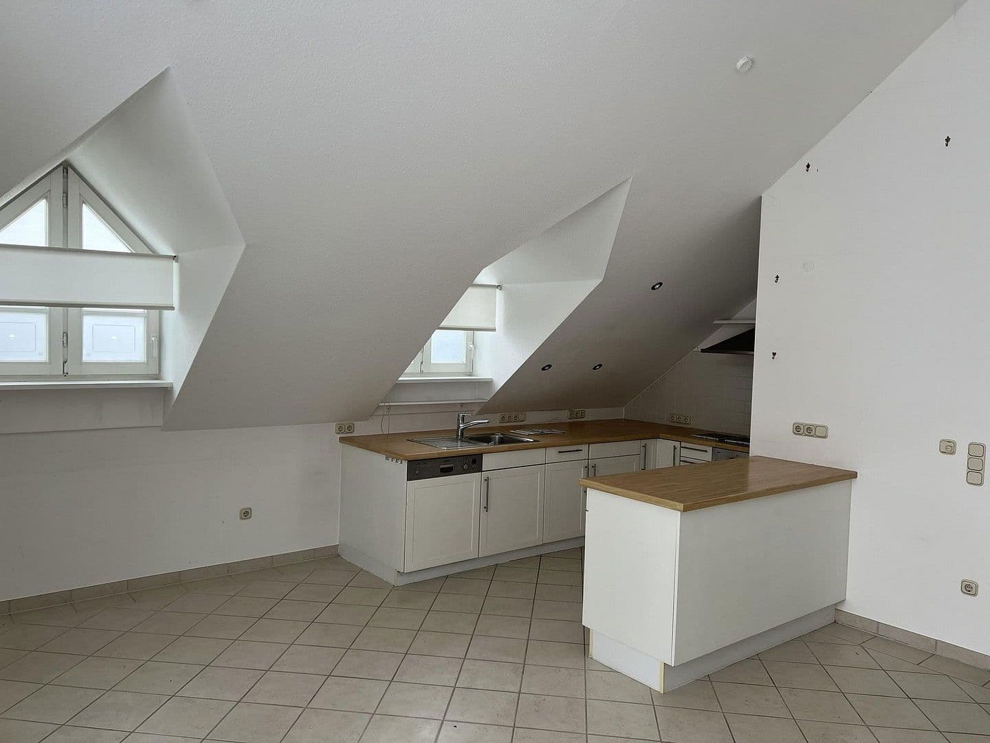 Pronájem bytu 3+kk 95 m², Stadtplatz 10, Bad Griesbach i.Rottal, Bavorsko Pronájem bytu 3+kk 95 m², Stadtplatz 10, Bad Griesbach i.Rottal, Bavorsko