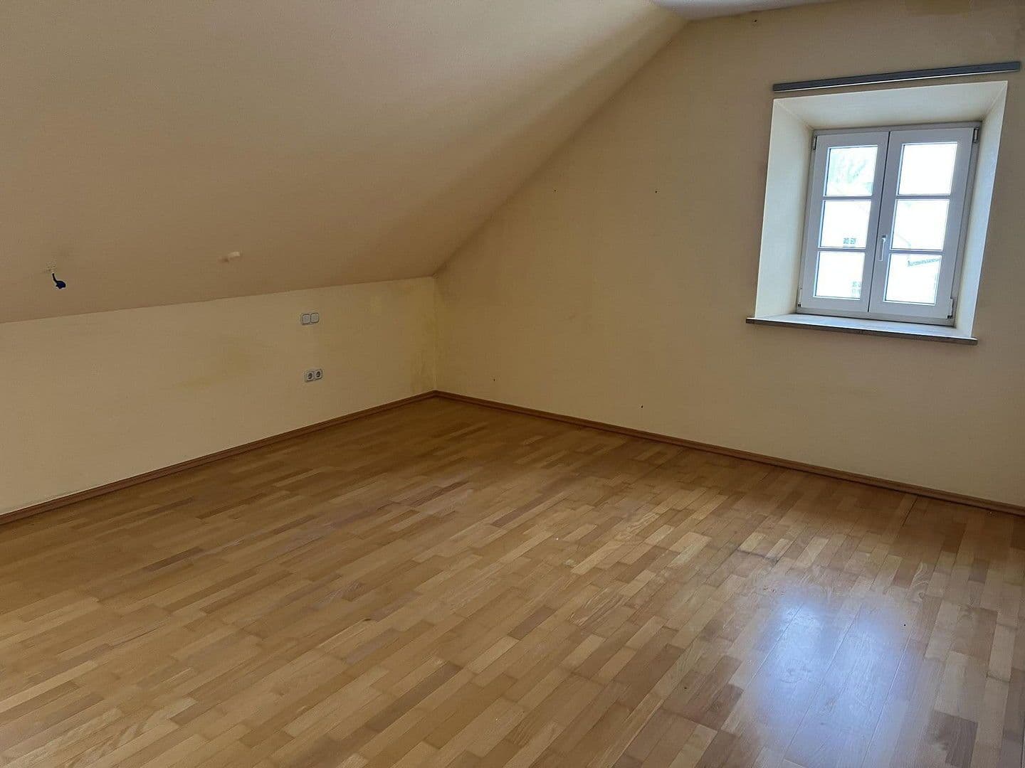 Pronájem bytu 3+kk 95 m², Stadtplatz 10, Bad Griesbach i.Rottal, Bavorsko Pronájem bytu 3+kk 95 m², Stadtplatz 10, Bad Griesbach i.Rottal, Bavorsko