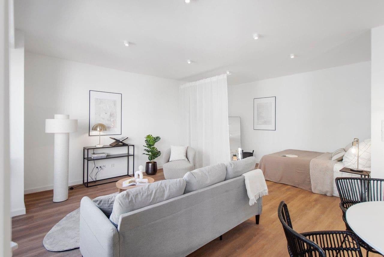 Pronájem bytu 1+kk 41 m², Luisenstraße 45, Düsseldorf, Severní Porýní-Vestfálsko Pronájem bytu 1+kk 41 m², Luisenstraße 45, Düsseldorf, Severní Porýní-Vestfálsko