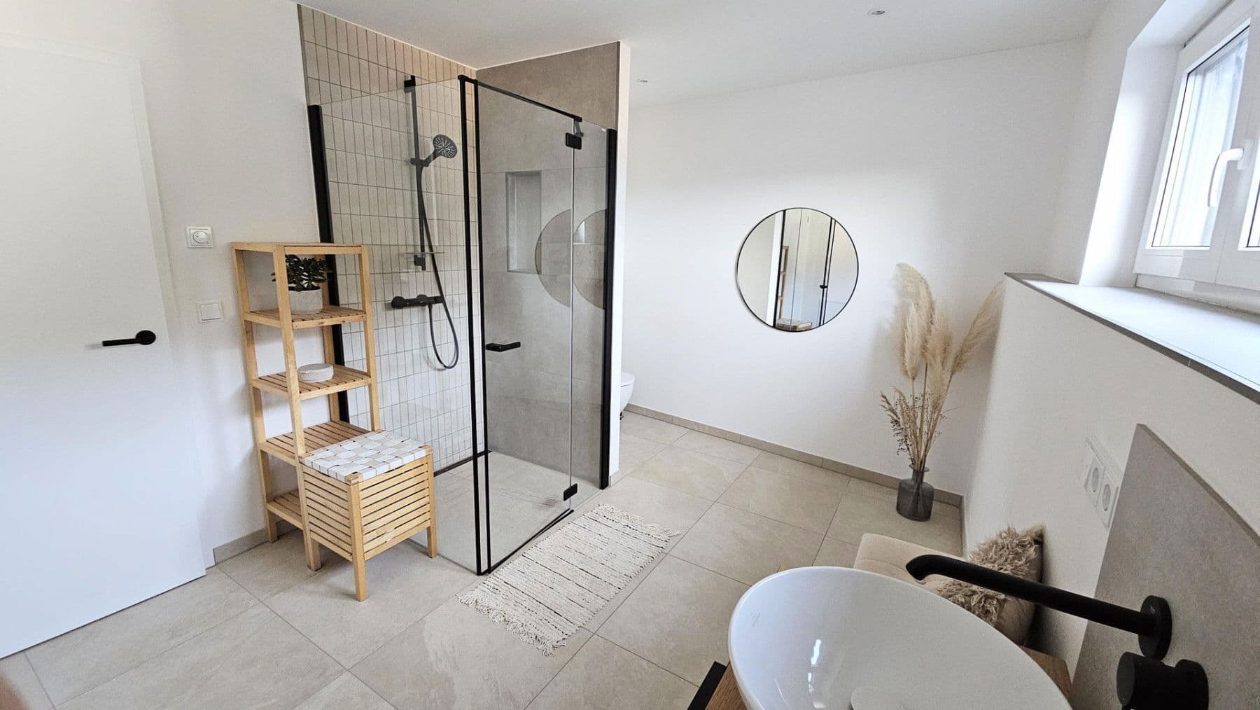 Prodej domu 261 m², pozemek 700 m², Oberfrohnaer Str. 135, Chemnitz, Sasko Prodej domu 261 m², pozemek 700 m², Oberfrohnaer Str. 135, Chemnitz, Sasko