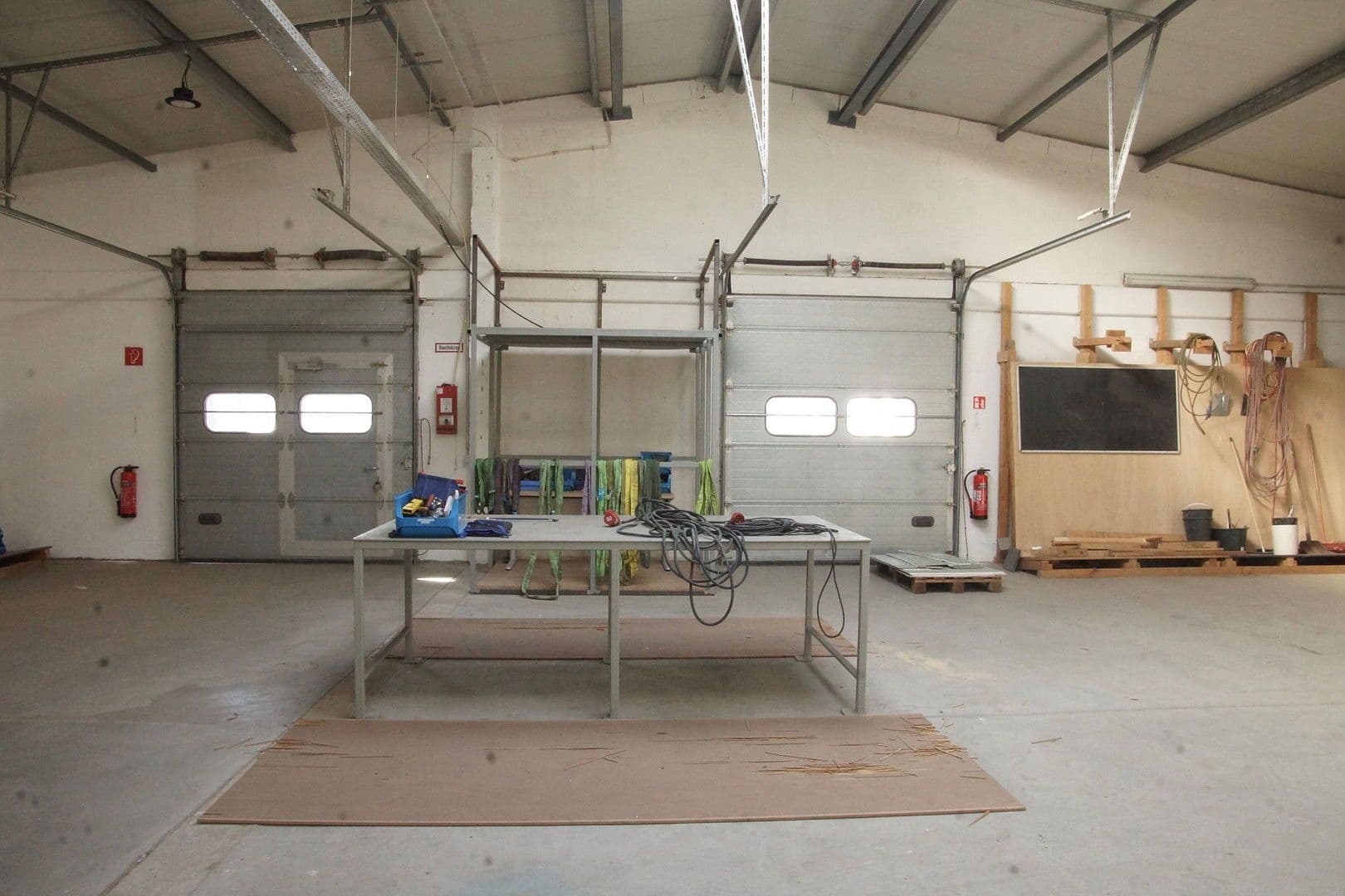 Pronájem nebytového prostoru 919 m², Hafelsstraße 205 / Ennsstraße 21, Krefeld, Severní Porýní-Vestfálsko Pronájem nebytového prostoru 919 m², Hafelsstraße 205 / Ennsstraße 21, Krefeld, Severní Porýní-Vestfálsko