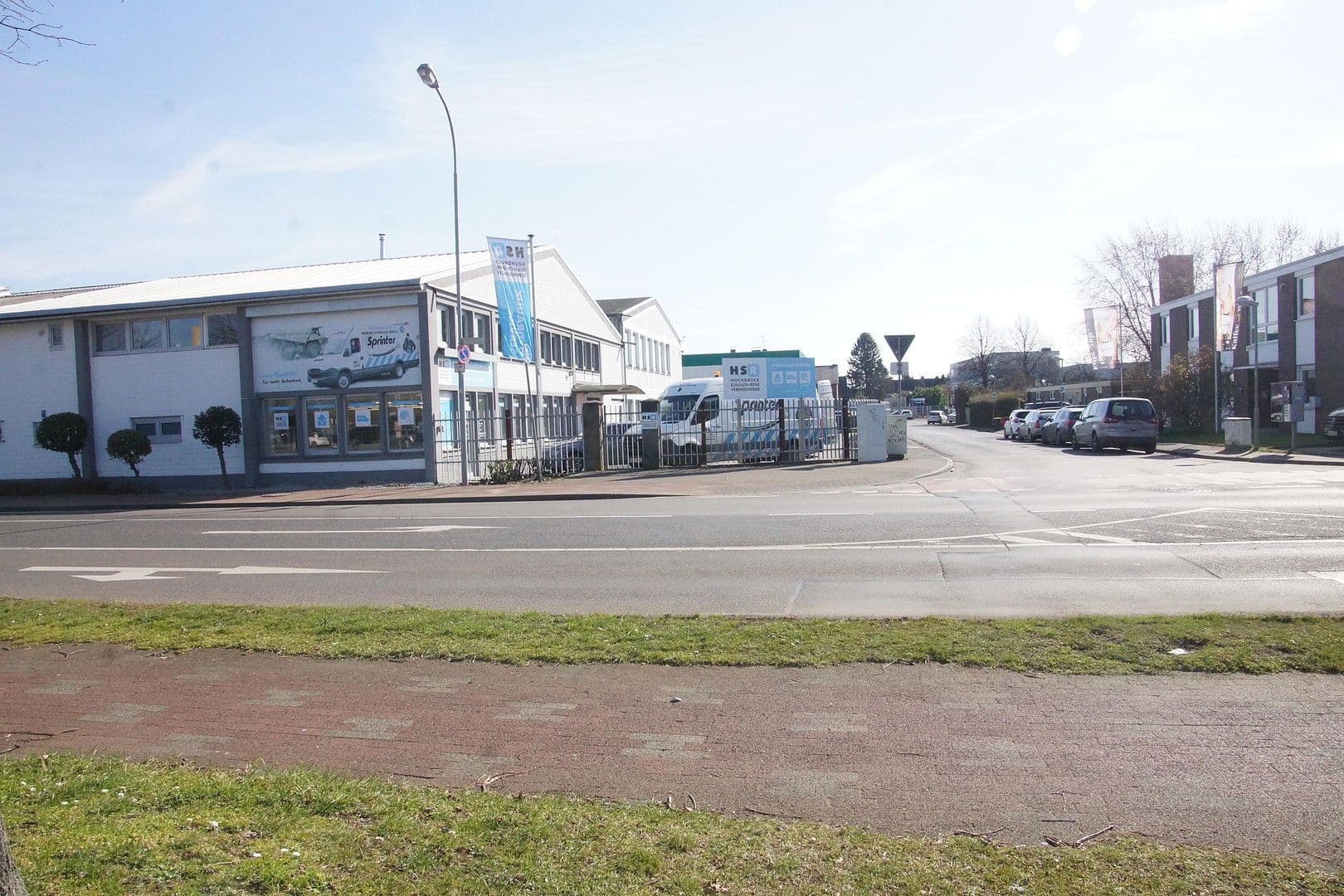 Pronájem nebytového prostoru 919 m², Hafelsstraße 205 / Ennsstraße 21, Krefeld, Severní Porýní-Vestfálsko Pronájem nebytového prostoru 919 m², Hafelsstraße 205 / Ennsstraße 21, Krefeld, Severní Porýní-Vestfálsko