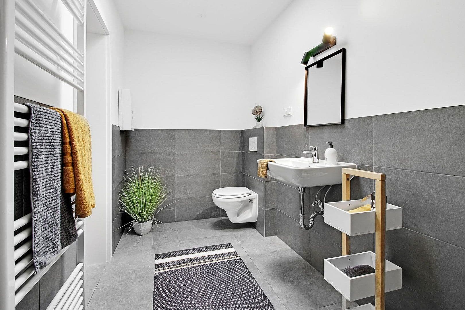 Pronájem bytu 3+kk 73 m², Linner Straße 31, Krefeld, Severní Porýní-Vestfálsko Pronájem bytu 3+kk 73 m², Linner Straße 31, Krefeld, Severní Porýní-Vestfálsko