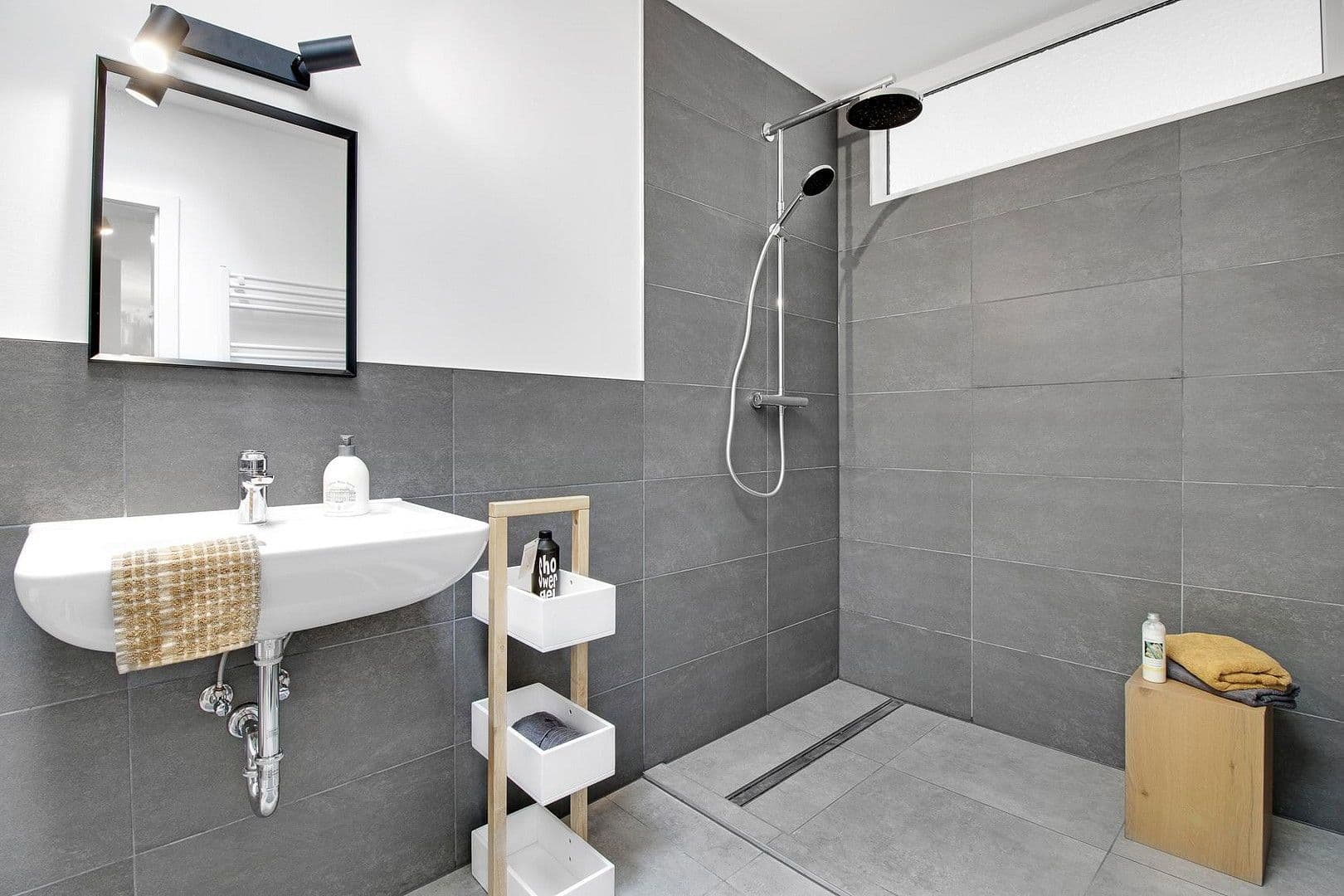 Pronájem bytu 3+kk 73 m², Linner Straße 31, Krefeld, Severní Porýní-Vestfálsko Pronájem bytu 3+kk 73 m², Linner Straße 31, Krefeld, Severní Porýní-Vestfálsko