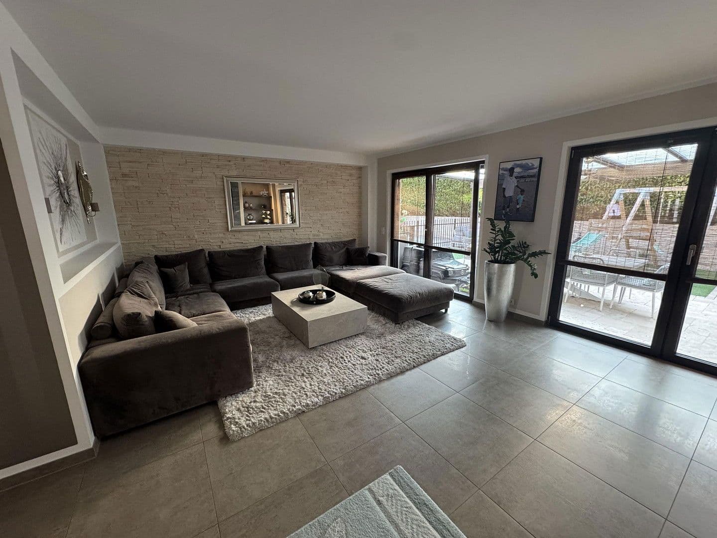 Prodej domu 240 m², pozemek 480 m², Rösrath, Severní Porýní-Vestfálsko Prodej domu 240 m², pozemek 480 m², Rösrath, Severní Porýní-Vestfálsko