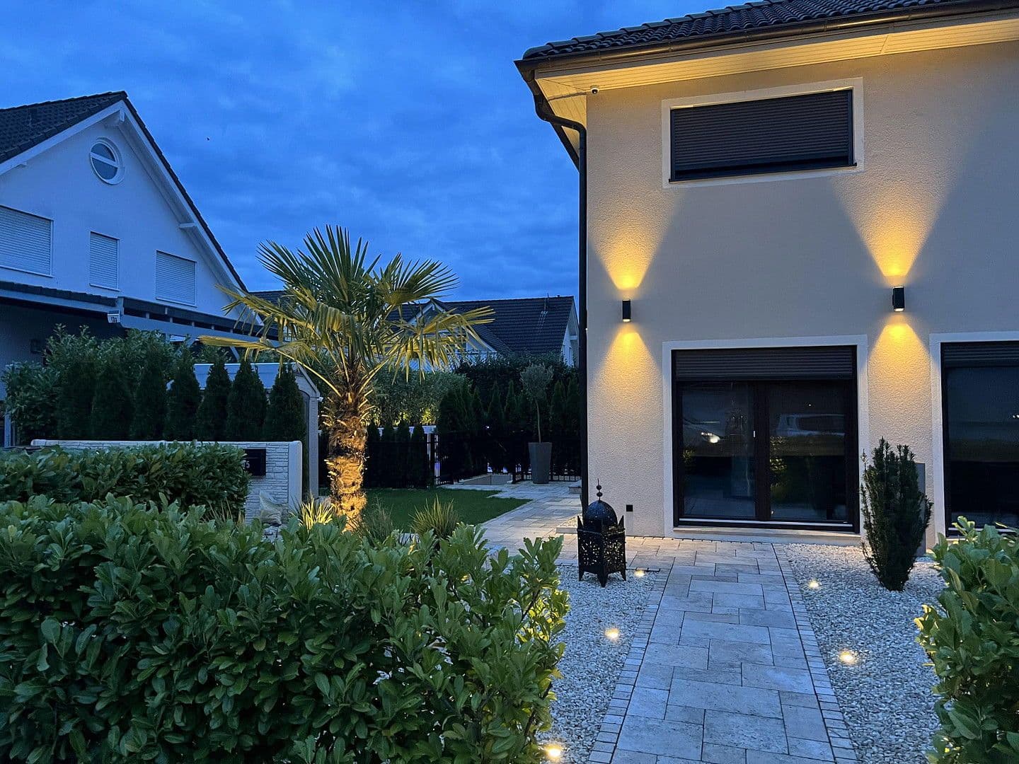 Prodej domu 240 m², pozemek 480 m², Rösrath, Severní Porýní-Vestfálsko Prodej domu 240 m², pozemek 480 m², Rösrath, Severní Porýní-Vestfálsko