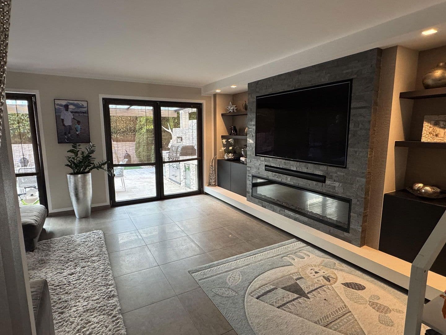 Prodej domu 240 m², pozemek 480 m², Rösrath, Severní Porýní-Vestfálsko Prodej domu 240 m², pozemek 480 m², Rösrath, Severní Porýní-Vestfálsko