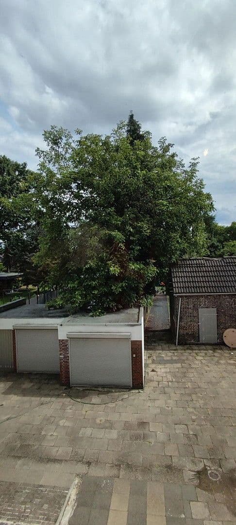 Pronájem bytu 4+1 88 m², Thüringer Str. 31, Oberhausen, Severní Porýní-Vestfálsko Pronájem bytu 4+1 88 m², Thüringer Str. 31, Oberhausen, Severní Porýní-Vestfálsko