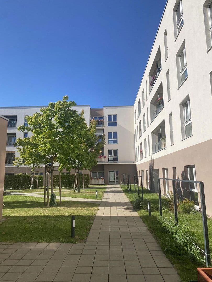 Pronájem bytu 2+1 93 m², Ernst Haeckel Straße 17-18, Erfurt, Durynsko Pronájem bytu 2+1 93 m², Ernst Haeckel Straße 17-18, Erfurt, Durynsko