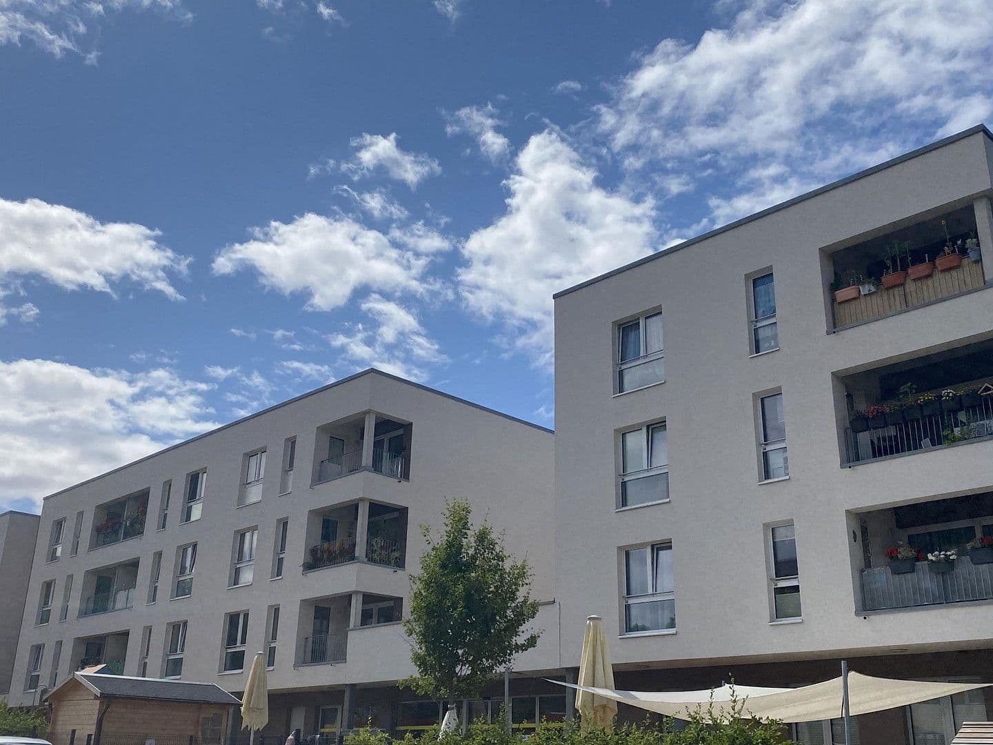 Pronájem bytu 2+1 93 m², Ernst Haeckel Straße 17-18, Erfurt, Durynsko Pronájem bytu 2+1 93 m², Ernst Haeckel Straße 17-18, Erfurt, Durynsko