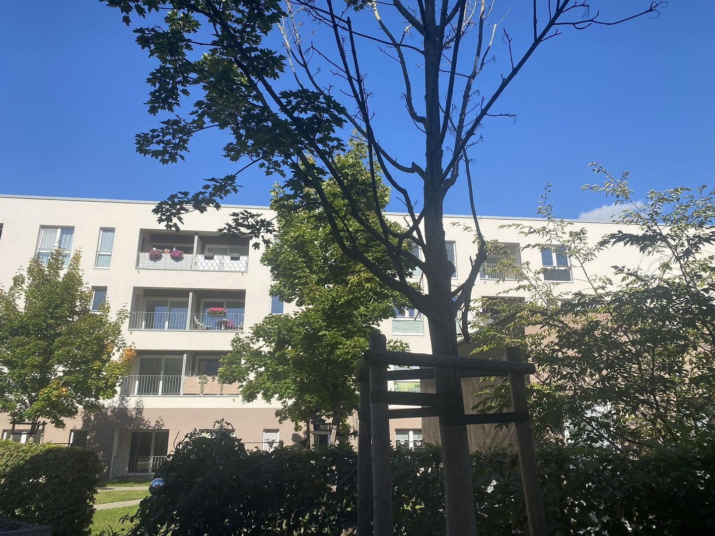 Pronájem bytu 2+1 93 m², Ernst Haeckel Straße 17-18, Erfurt, Durynsko Pronájem bytu 2+1 93 m², Ernst Haeckel Straße 17-18, Erfurt, Durynsko