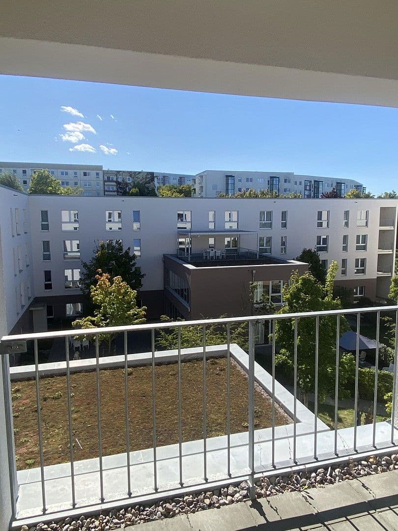 Pronájem bytu 2+1 93 m², Ernst Haeckel Straße 17-18, Erfurt, Durynsko Pronájem bytu 2+1 93 m², Ernst Haeckel Straße 17-18, Erfurt, Durynsko