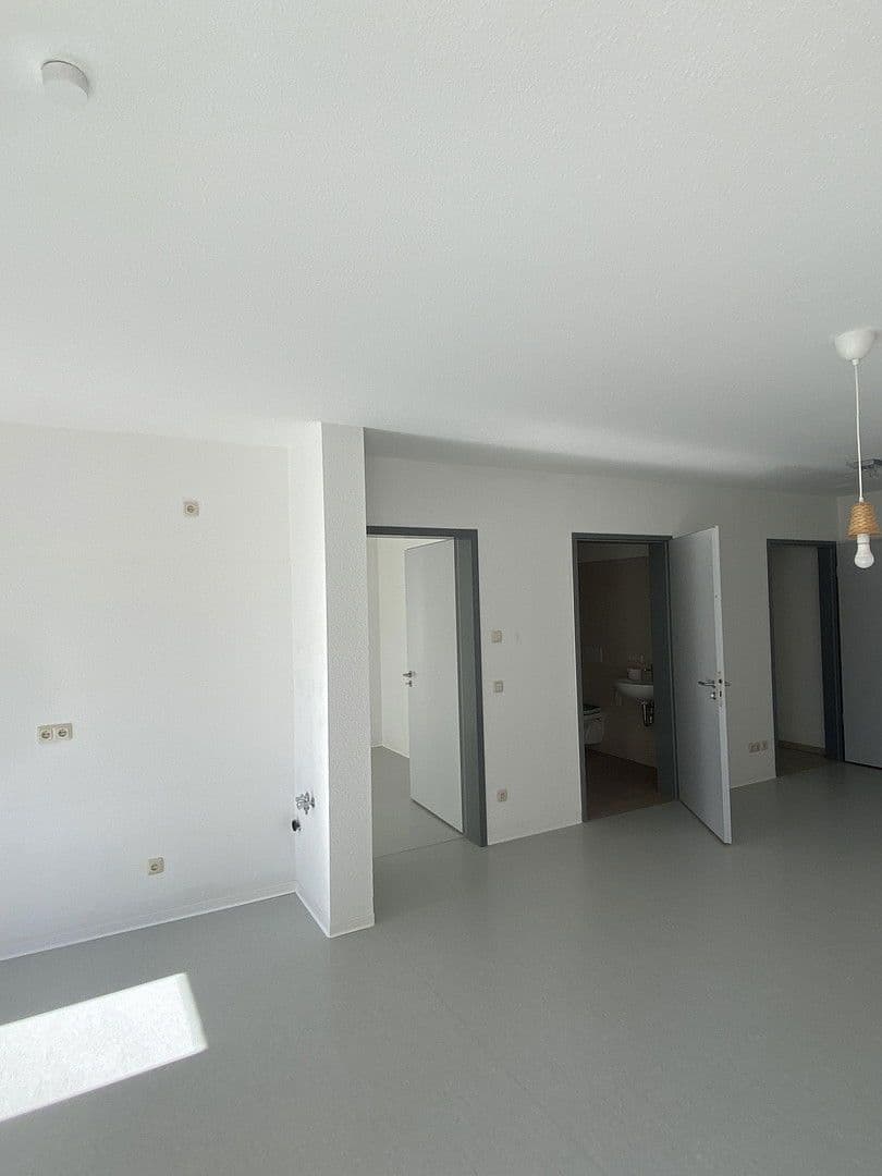 Pronájem bytu 2+1 93 m², Ernst Haeckel Straße 17-18, Erfurt, Durynsko Pronájem bytu 2+1 93 m², Ernst Haeckel Straße 17-18, Erfurt, Durynsko