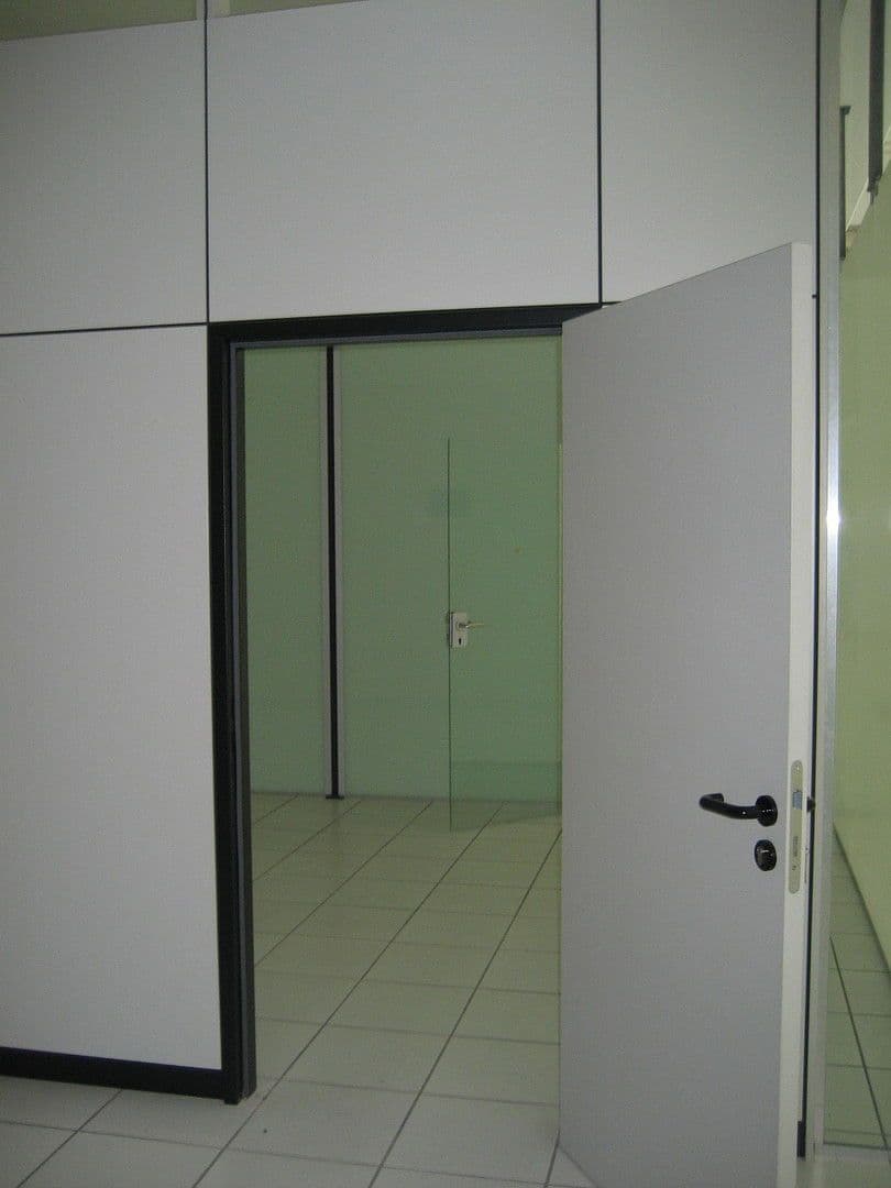 Prodej nebytového prostoru 1.578 m², Altenaer Straße 34, Lüdenscheid, Severní Porýní-Vestfálsko Prodej nebytového prostoru 1.578 m², Altenaer Straße 34, Lüdenscheid, Severní Porýní-Vestfálsko