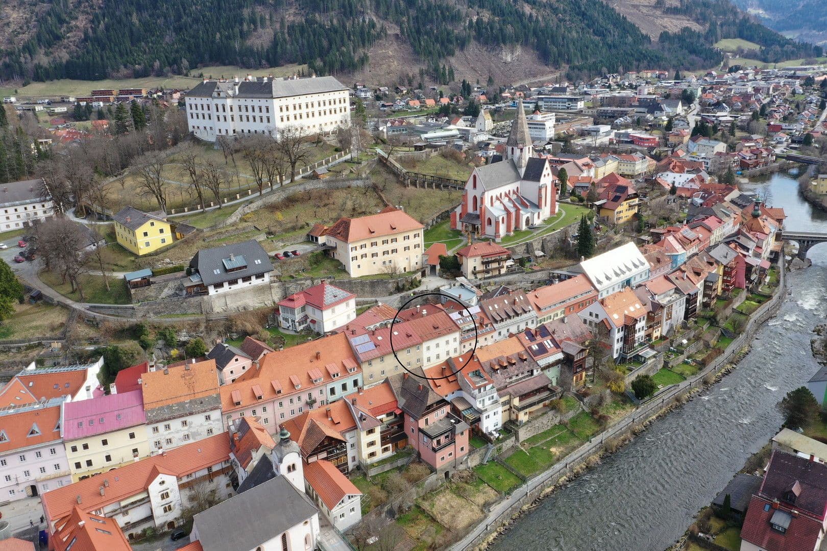 Prodej domu 325 m², pozemek 409 m², Anna - Neumann - Straße 26, Murau, Štýrsko Prodej domu 325 m², pozemek 409 m², Anna - Neumann - Straße 26, Murau, Štýrsko