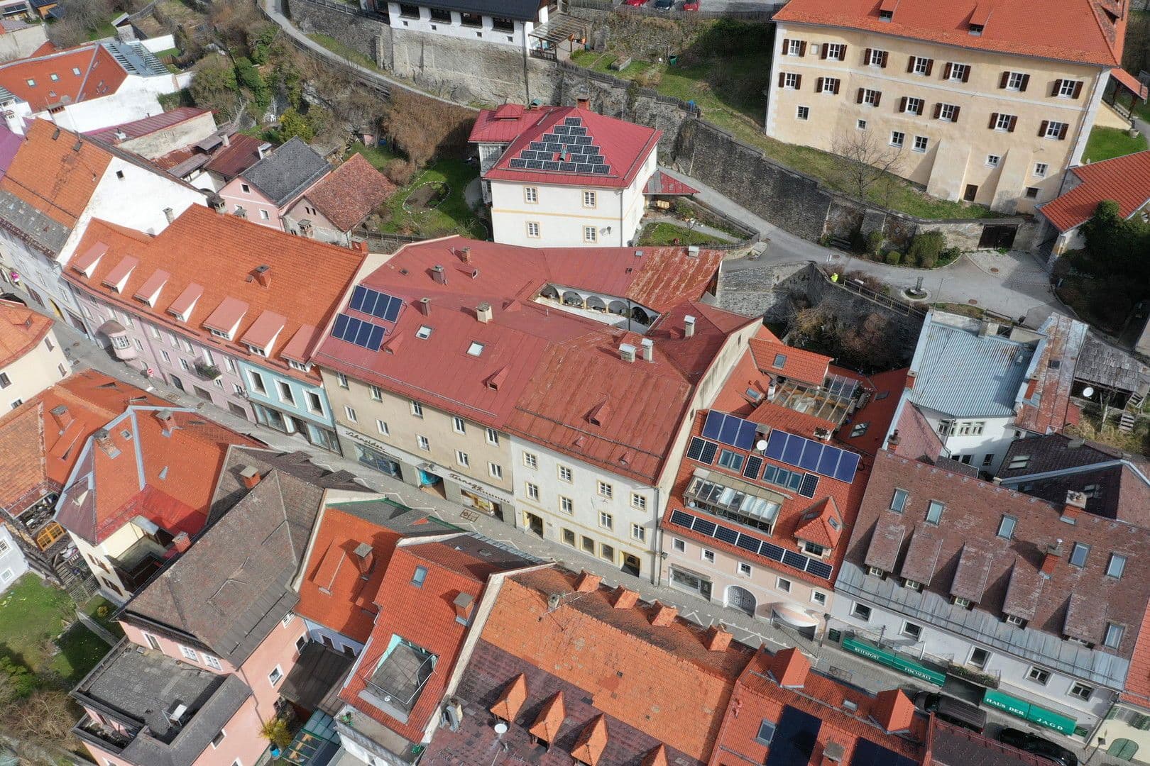 Prodej domu 325 m², pozemek 409 m², Anna - Neumann - Straße 26, Murau, Štýrsko Prodej domu 325 m², pozemek 409 m², Anna - Neumann - Straße 26, Murau, Štýrsko