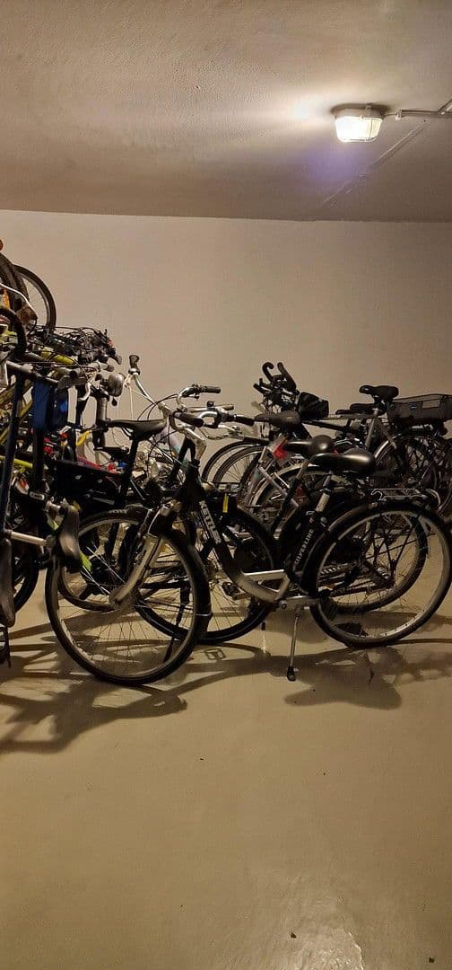 Prodej bytu 2+1 60 m², Kriftel, Hessen Prodej bytu 2+1 60 m², Kriftel, Hessen