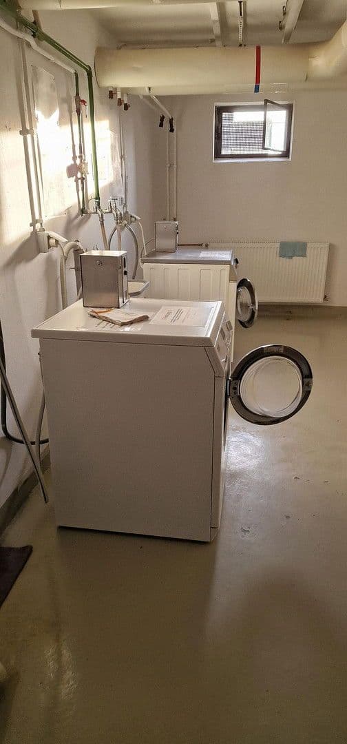 Prodej bytu 2+1 60 m², Kriftel, Hessen Prodej bytu 2+1 60 m², Kriftel, Hessen