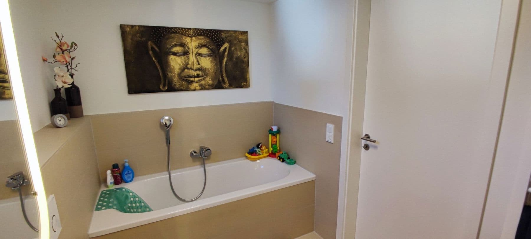 Pronájem bytu 3+1 89 m², Buurredder 18a, Hamburg, Hamburg Pronájem bytu 3+1 89 m², Buurredder 18a, Hamburg, Hamburg