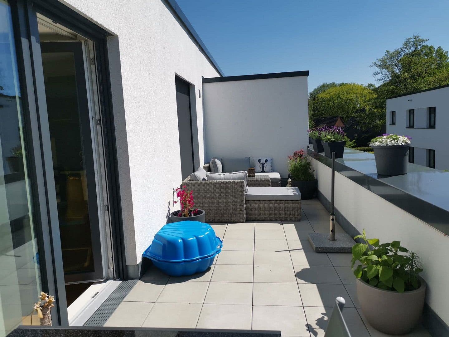 Pronájem bytu 3+1 89 m², Buurredder 18a, Hamburg, Hamburg Pronájem bytu 3+1 89 m², Buurredder 18a, Hamburg, Hamburg