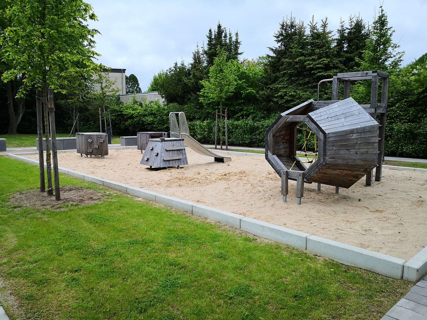 Pronájem bytu 3+1 89 m², Buurredder 18a, Hamburg, Hamburg Pronájem bytu 3+1 89 m², Buurredder 18a, Hamburg, Hamburg