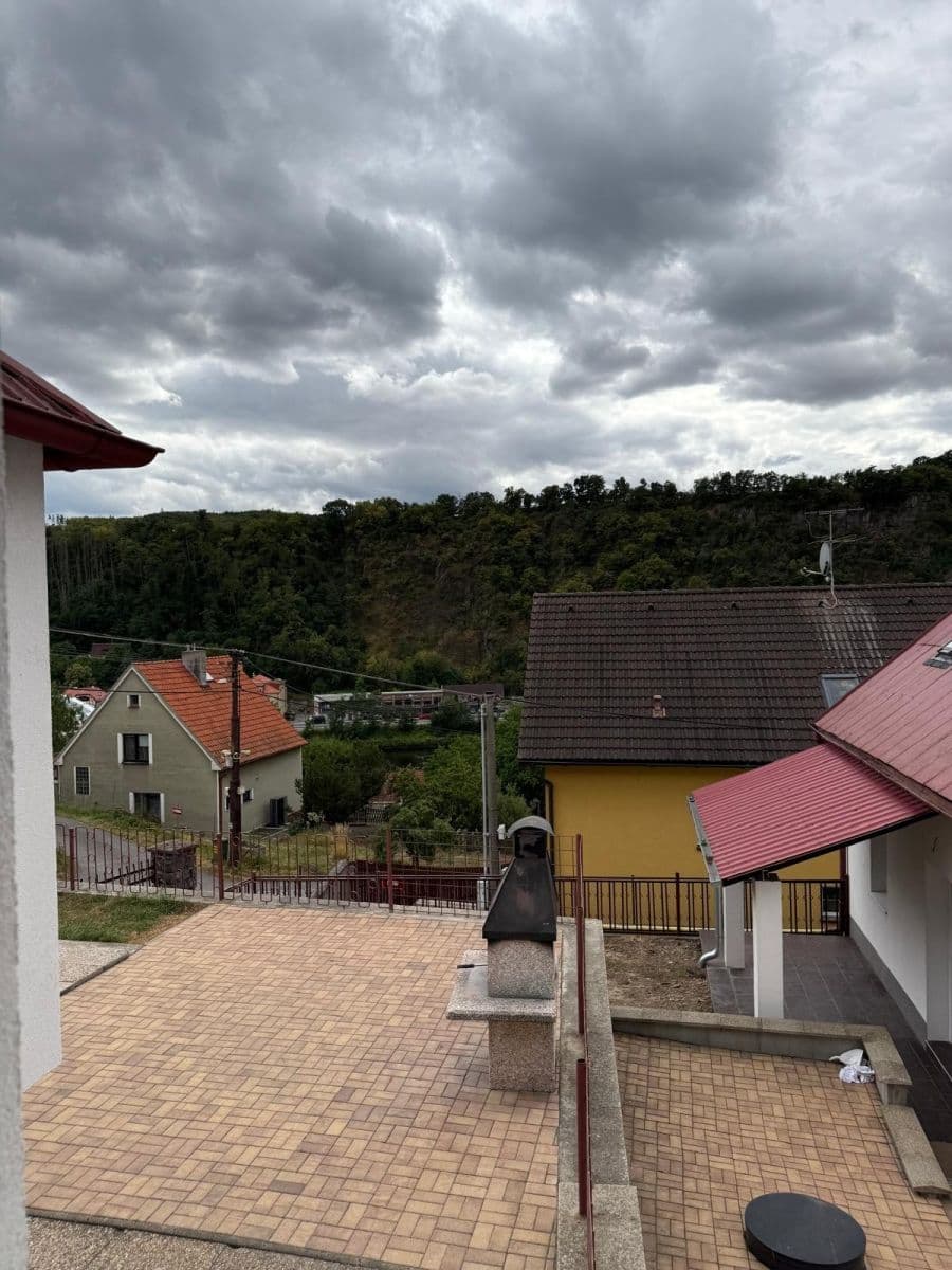 Prodej domu 300 m², pozemek 902 m², Na Ovčičkách, Hradištko, Středočeský kraj Prodej domu 300 m², pozemek 902 m², Na Ovčičkách, Hradištko, Středočeský kraj