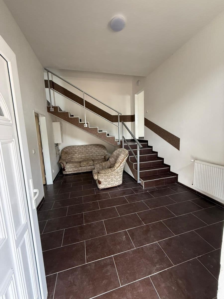 Prodej domu 300 m², pozemek 902 m², Na Ovčičkách, Hradištko, Středočeský kraj Prodej domu 300 m², pozemek 902 m², Na Ovčičkách, Hradištko, Středočeský kraj