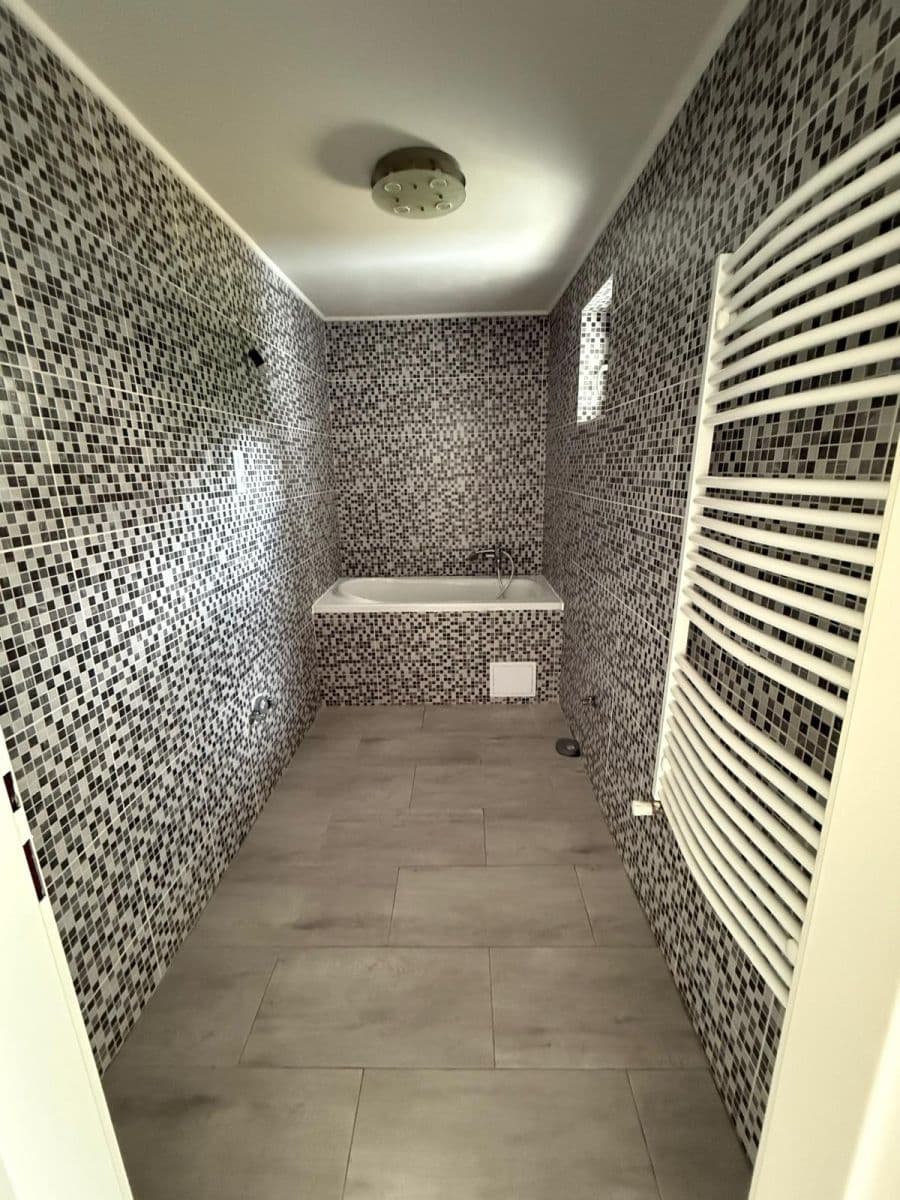 Prodej domu 300 m², pozemek 902 m², Na Ovčičkách, Hradištko, Středočeský kraj Prodej domu 300 m², pozemek 902 m², Na Ovčičkách, Hradištko, Středočeský kraj