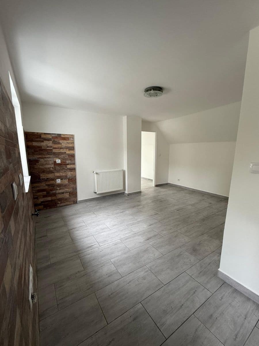 Prodej domu 300 m², pozemek 902 m², Na Ovčičkách, Hradištko, Středočeský kraj Prodej domu 300 m², pozemek 902 m², Na Ovčičkách, Hradištko, Středočeský kraj