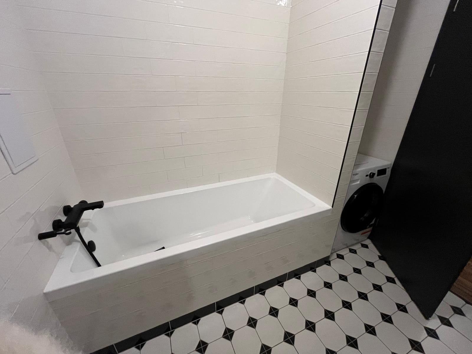 Pronájem bytu 1+kk 34 m², V Pitkovičkách, Praha, Praha Pronájem bytu 1+kk 34 m², V Pitkovičkách, Praha, Praha