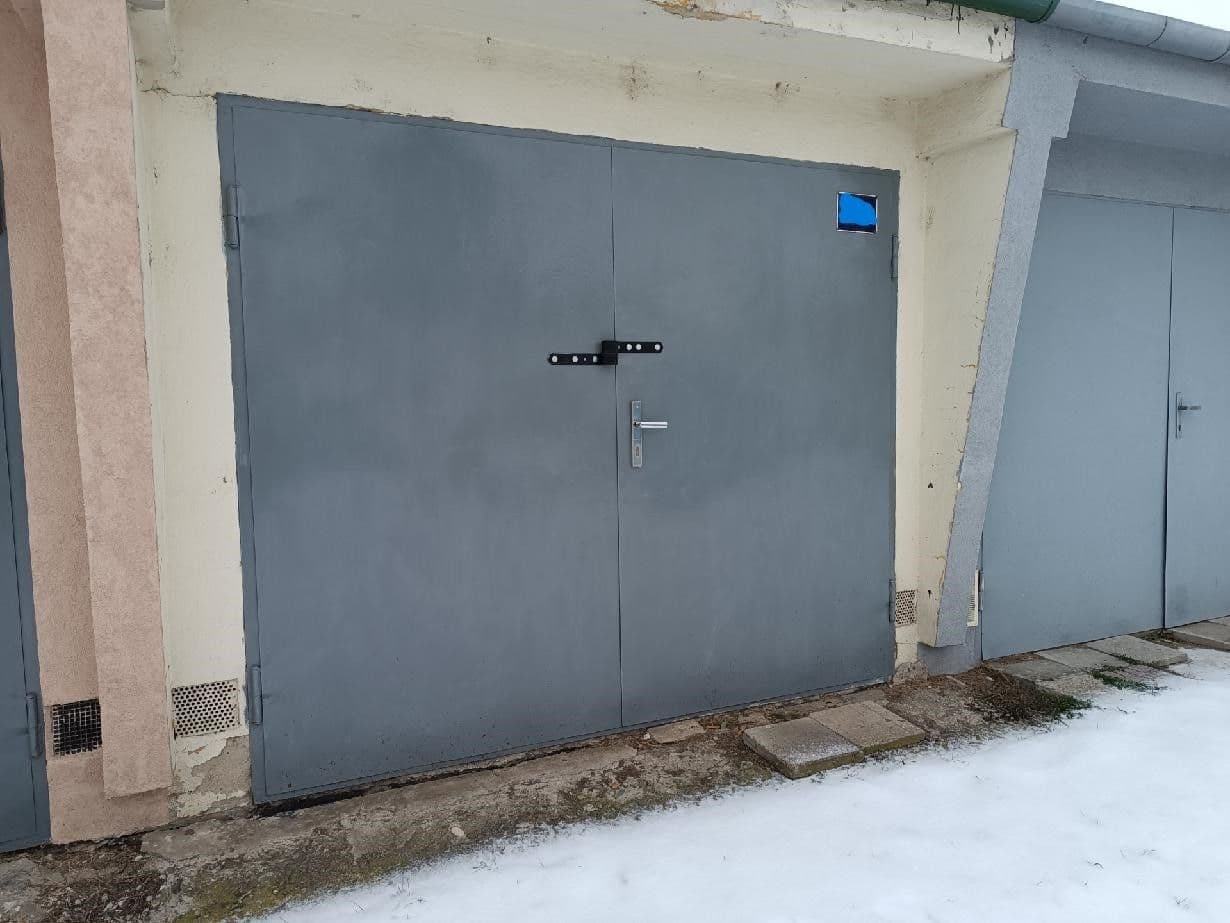 Prodej garáže 20 m², Svatováclavská, Uherské Hradiště, Zlínský kraj Prodej garáže 20 m², Svatováclavská, Uherské Hradiště, Zlínský kraj