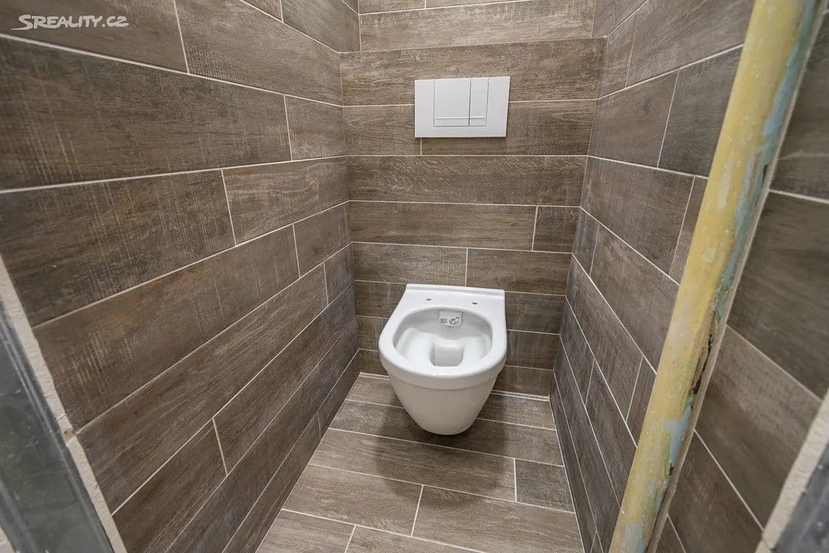 Prodej bytu 3+1 84 m², Novákových, Praha, Praha Prodej bytu 3+1 84 m², Novákových, Praha, Praha