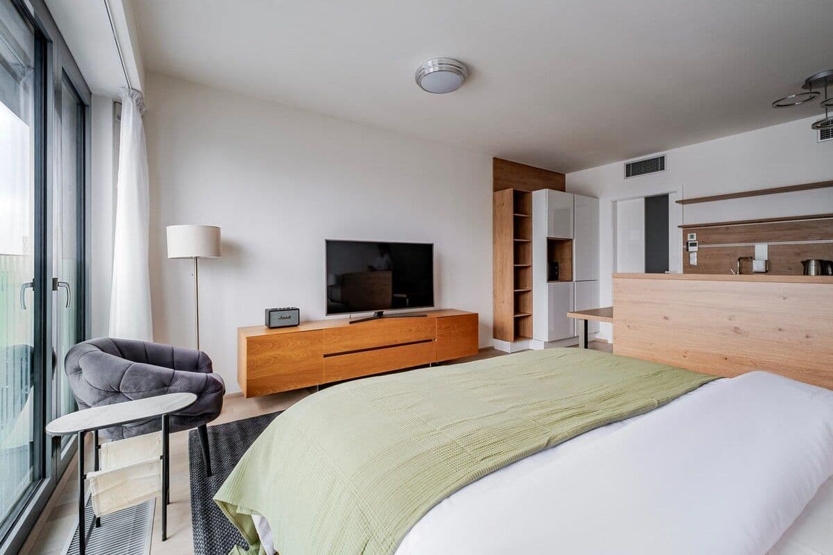 Pronájem bytu 35 m², Olšanská e, Praha, Praha Pronájem bytu 35 m², Olšanská e, Praha, Praha