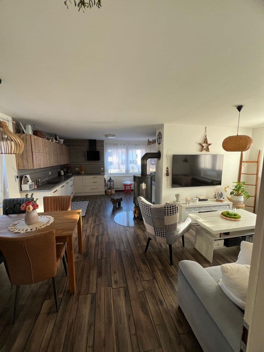 Prodej domu 100 m², pozemek 932 m², Kotěrova, Náchod, Královéhradecký kraj Prodej domu 100 m², pozemek 932 m², Kotěrova, Náchod, Královéhradecký kraj