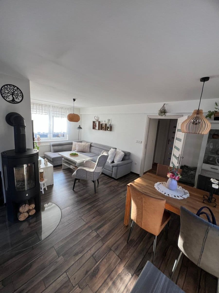 Prodej domu 100 m², pozemek 932 m², Kotěrova, Náchod, Královéhradecký kraj Prodej domu 100 m², pozemek 932 m², Kotěrova, Náchod, Královéhradecký kraj