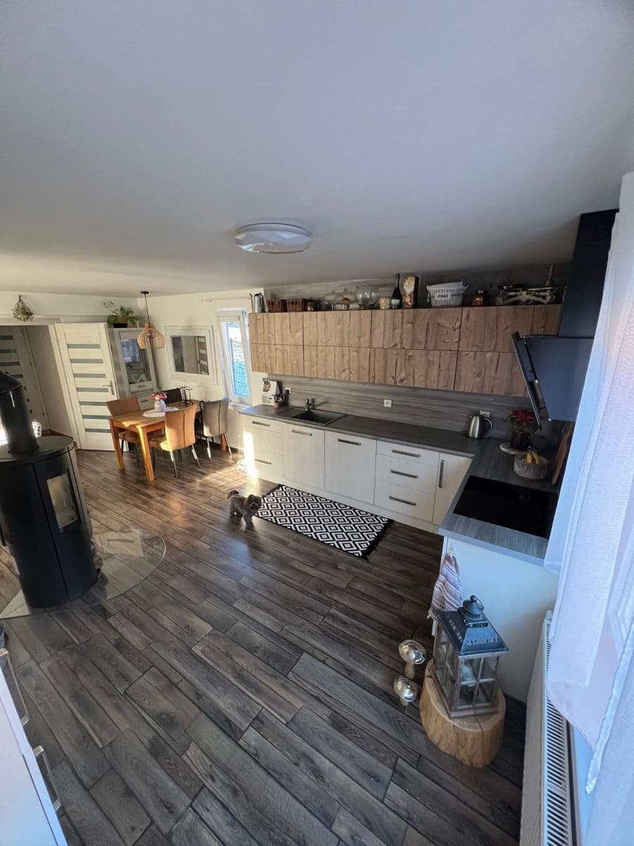 Prodej domu 100 m², pozemek 932 m², Kotěrova, Náchod, Královéhradecký kraj Prodej domu 100 m², pozemek 932 m², Kotěrova, Náchod, Královéhradecký kraj