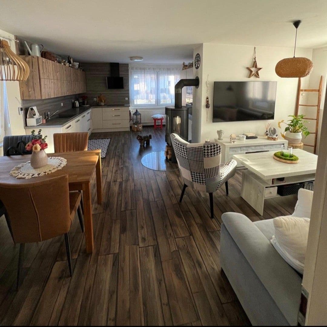 Prodej domu 100 m², pozemek 932 m², Kotěrova, Náchod, Královéhradecký kraj Prodej domu 100 m², pozemek 932 m², Kotěrova, Náchod, Královéhradecký kraj