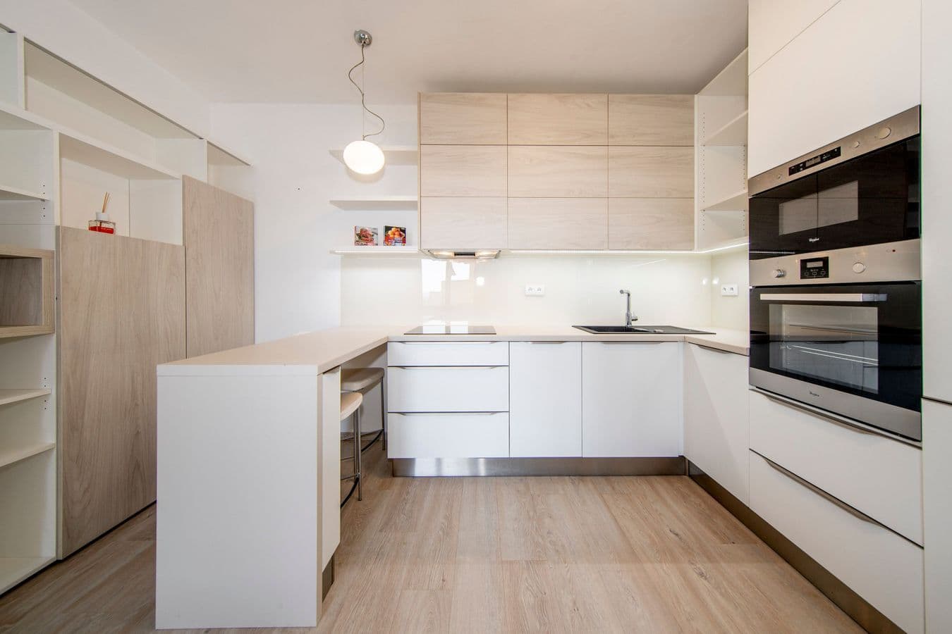 Pronájem bytu 2+kk 47 m², Hartigova, Praha, Praha Pronájem bytu 2+kk 47 m², Hartigova, Praha, Praha
