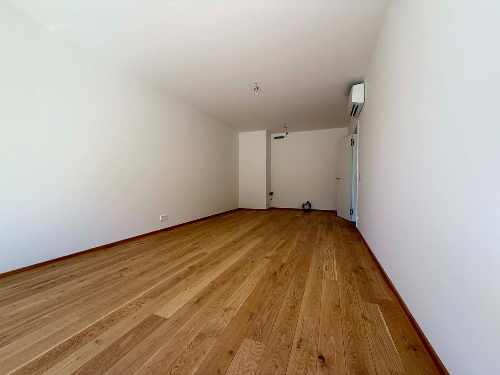 Prodej bytu 2+kk 100 m², Československého exilu, Praha, Praha Prodej bytu 2+kk 100 m², Československého exilu, Praha, Praha