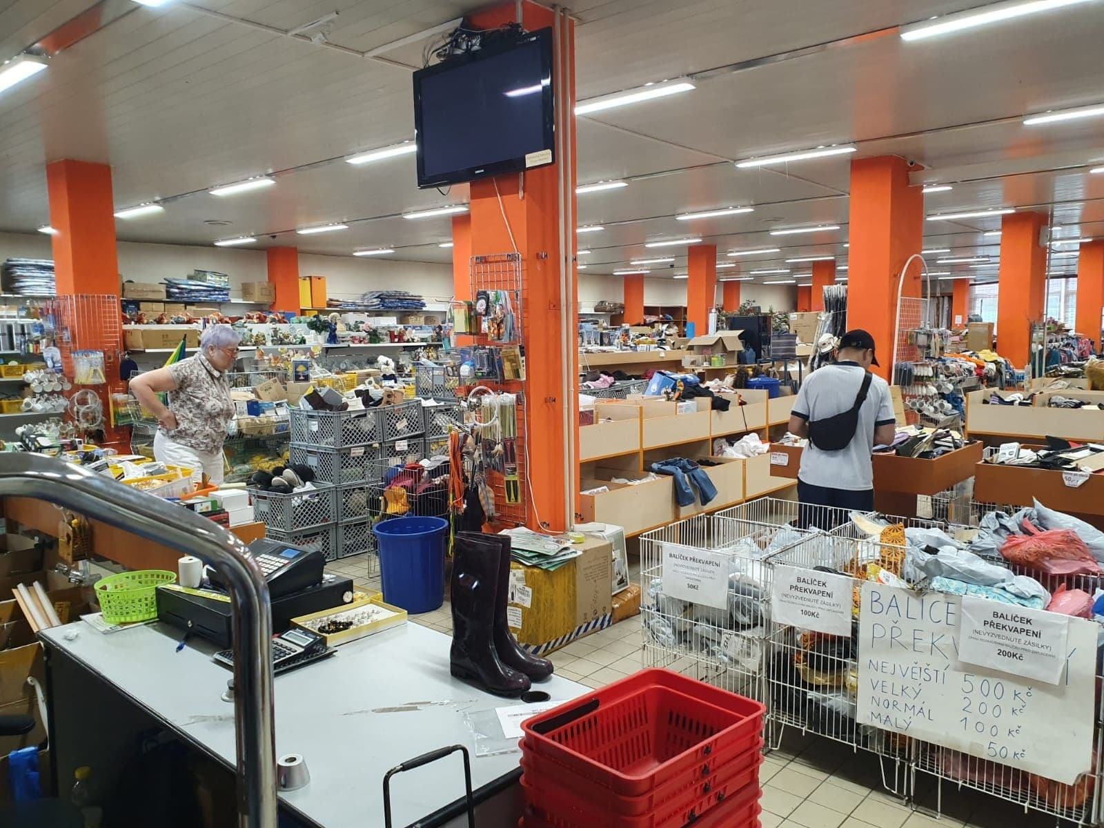 Pronájem nebytového prostoru 998 m², Obchodní, Štětí, Ústecký kraj Pronájem nebytového prostoru 998 m², Obchodní, Štětí, Ústecký kraj