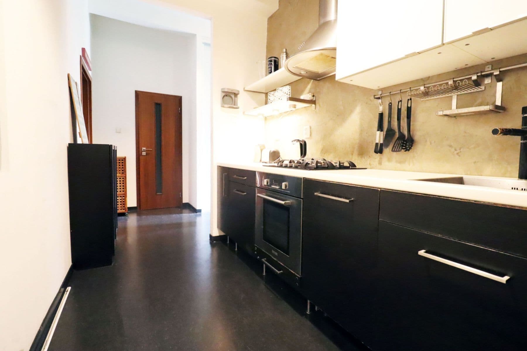 Pronájem bytu 3+kk 80 m², Pernerova, Praha, Praha Pronájem bytu 3+kk 80 m², Pernerova, Praha, Praha