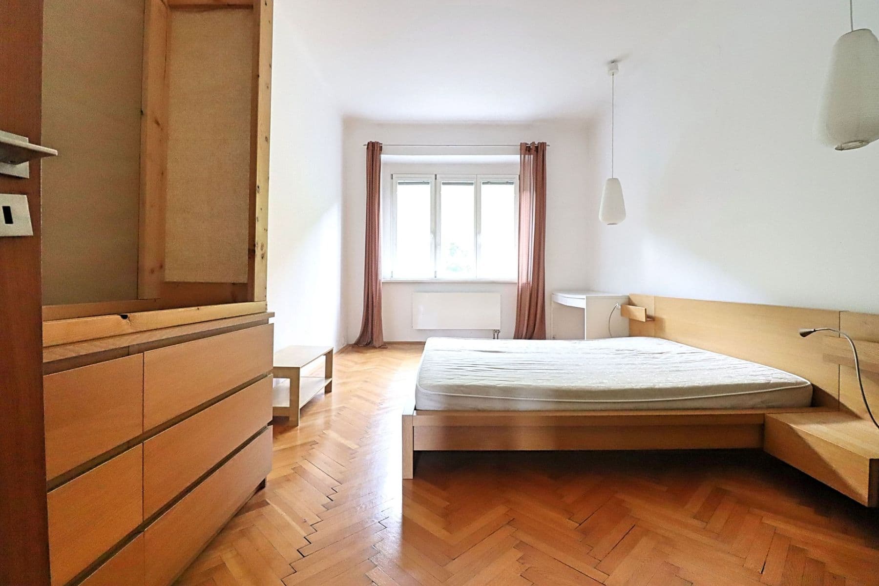 Pronájem bytu 3+kk 80 m², Pernerova, Praha, Praha Pronájem bytu 3+kk 80 m², Pernerova, Praha, Praha