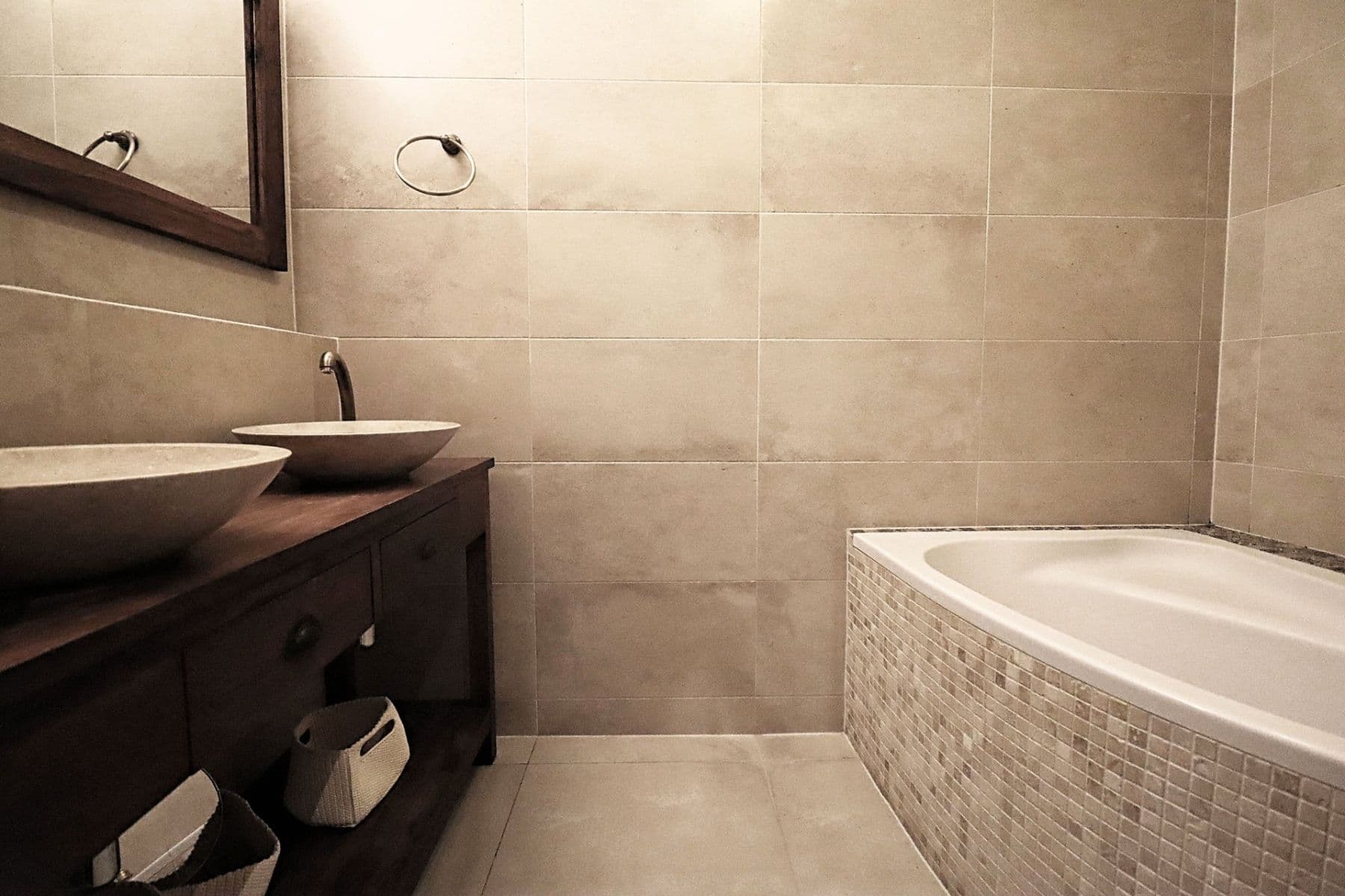 Pronájem bytu 3+kk 80 m², Pernerova, Praha, Praha Pronájem bytu 3+kk 80 m², Pernerova, Praha, Praha