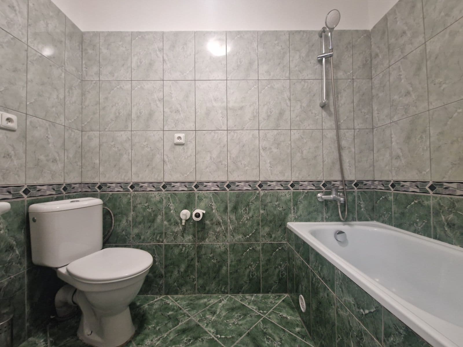 Pronájem bytu 2+1 57 m², Plzeňská, Praha, Praha Pronájem bytu 2+1 57 m², Plzeňská, Praha, Praha