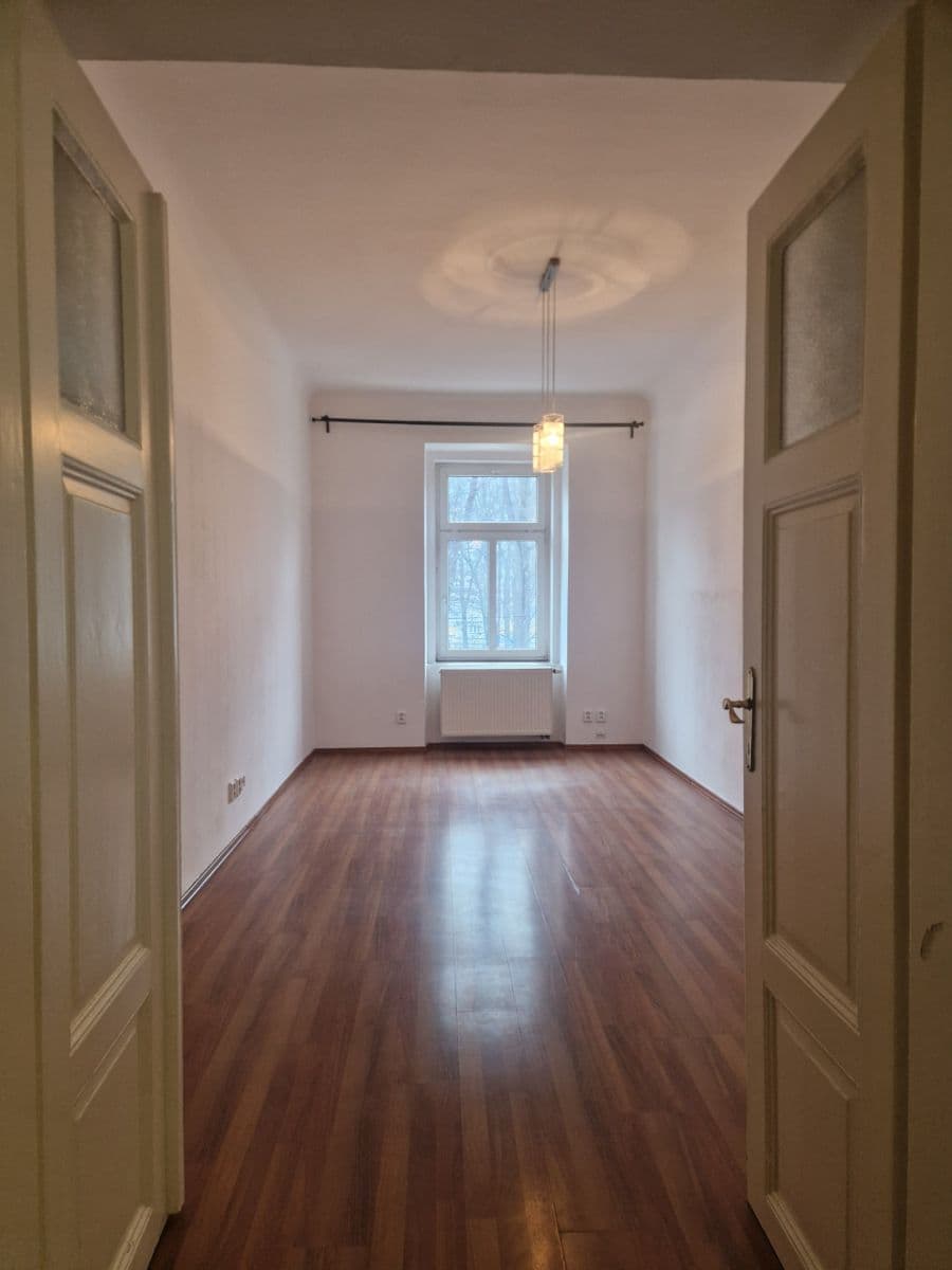 Pronájem bytu 2+1 57 m², Plzeňská, Praha, Praha Pronájem bytu 2+1 57 m², Plzeňská, Praha, Praha