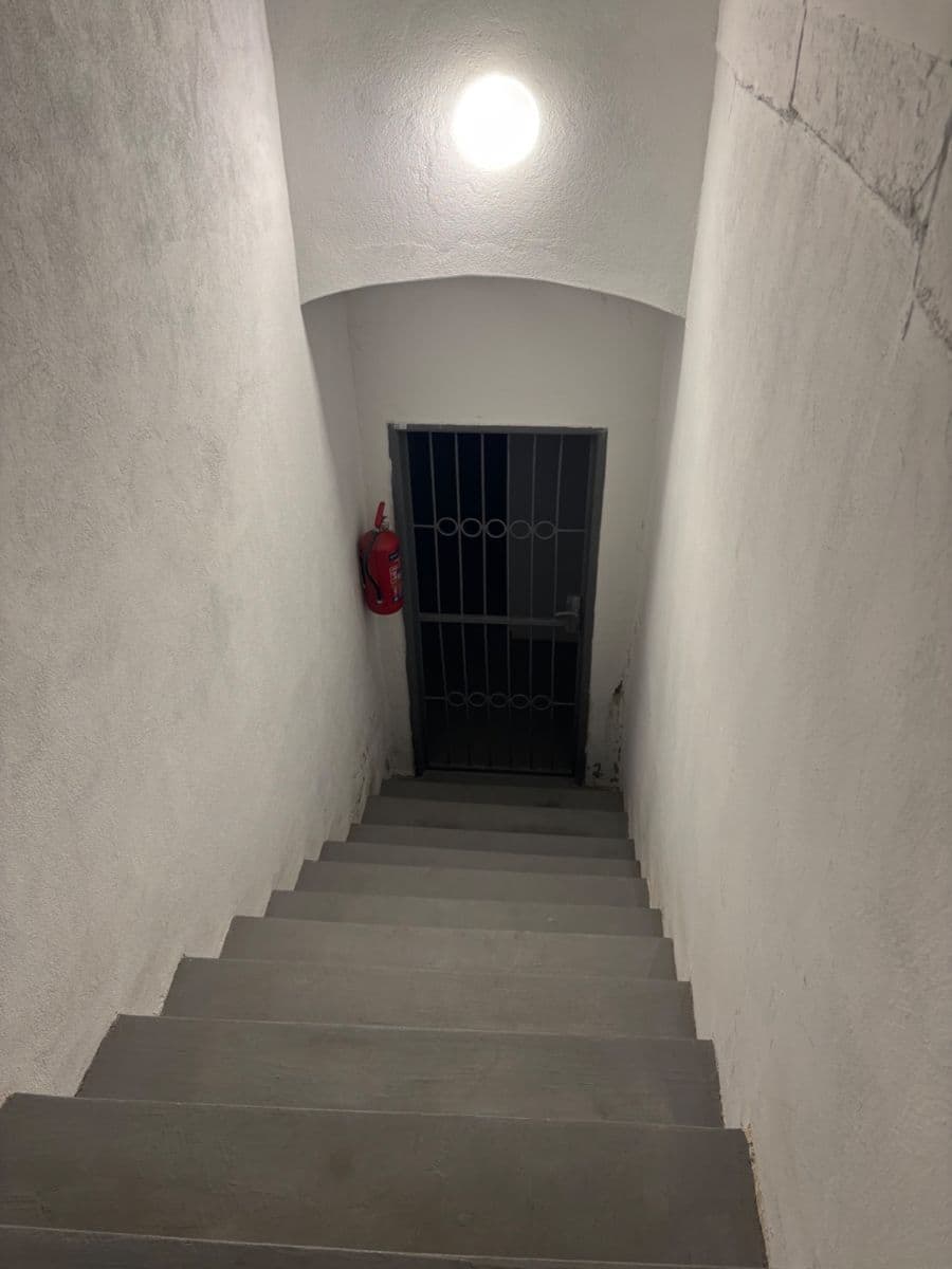 Pronájem nebytového prostoru 4 m², U Rajské zahrady, Praha, Praha Pronájem nebytového prostoru 4 m², U Rajské zahrady, Praha, Praha